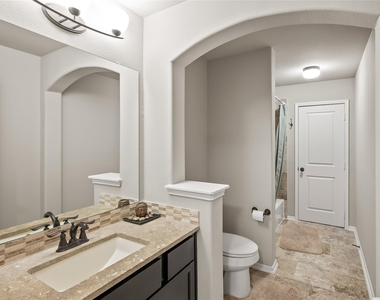 1714 Wickham Reach Drive - Photo Thumbnail 29