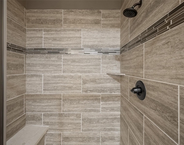 1714 Wickham Reach Drive - Photo Thumbnail 21