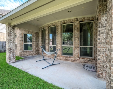 1714 Wickham Reach Drive - Photo Thumbnail 43