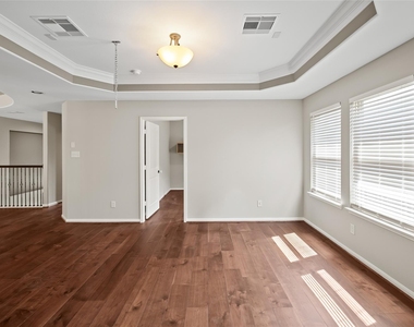 1714 Wickham Reach Drive - Photo Thumbnail 36