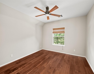 1714 Wickham Reach Drive - Photo Thumbnail 27