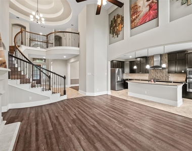1714 Wickham Reach Drive - Photo Thumbnail 8