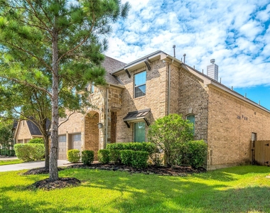 1714 Wickham Reach Drive - Photo Thumbnail 3