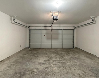 31727 Margaret Woods Lane - Photo Thumbnail 24
