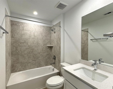 31727 Margaret Woods Lane - Photo Thumbnail 6