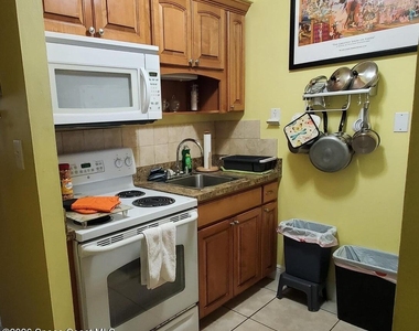 8401 N Atlantic Avenue - Photo Thumbnail 5