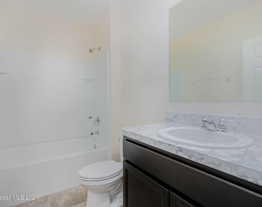 724 Starland Street Se - Photo Thumbnail 9