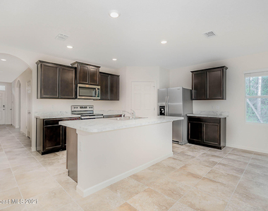 724 Starland Street Se - Photo Thumbnail 1
