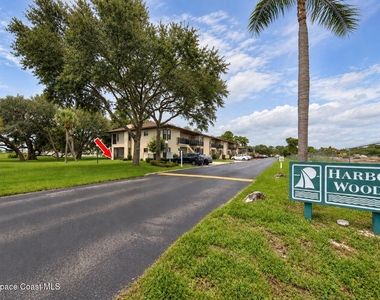 515 Landings Way - Photo Thumbnail 1