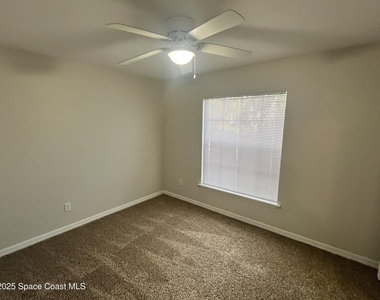 106 Battersea Avenue Ne - Photo Thumbnail 12