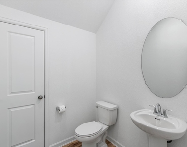 650 Aspen Falls Ct - Photo Thumbnail 8
