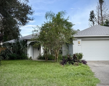 5105 Walton Avenue - Photo Thumbnail 3