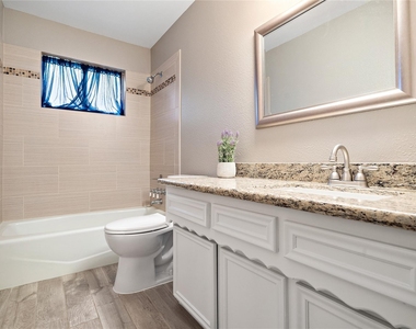 4811 Marywood Drive - Photo Thumbnail 13