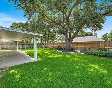 4811 Marywood Drive - Photo Thumbnail 17