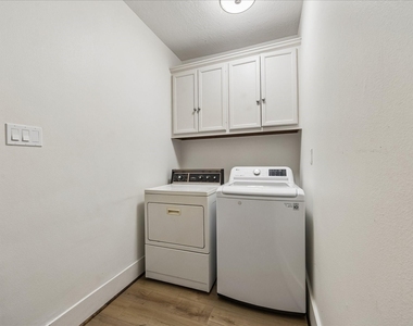 2717 Mcduffie Street - Photo Thumbnail 10