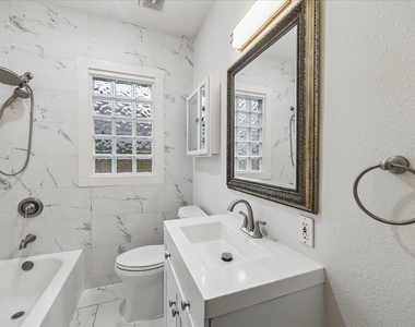 2717 Mcduffie Street - Photo Thumbnail 4