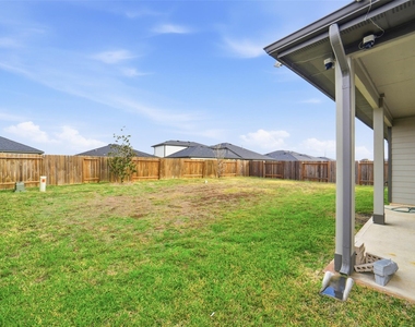 28922 Yulee Mill Drive - Photo Thumbnail 34