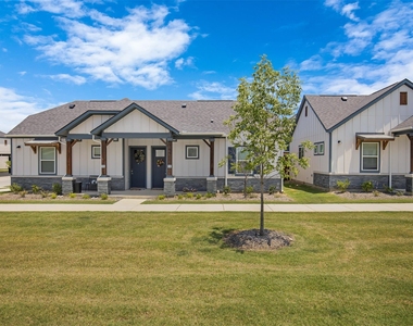 7207 Borland Lane - Photo Thumbnail 2