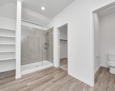 6003 Bella Breeze Drive - Photo Thumbnail 29