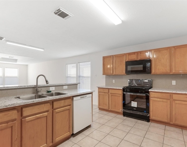 2923 Katybriar Lane - Photo Thumbnail 9