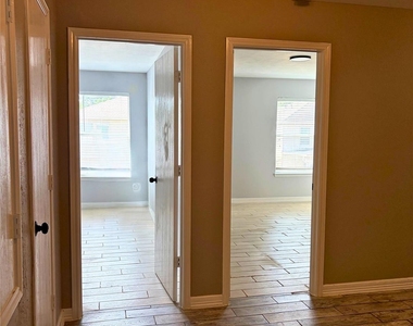 18303 Sea Branch Drive - Photo Thumbnail 12