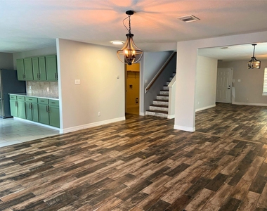 18303 Sea Branch Drive - Photo Thumbnail 2