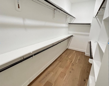316 Thornton Road - Photo Thumbnail 9
