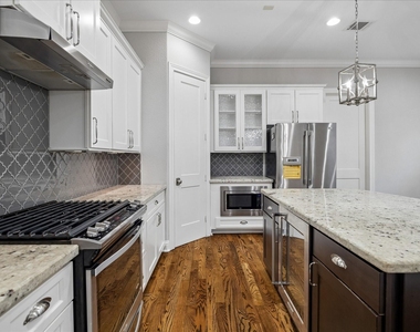 1118 E 24th Street - Photo Thumbnail 6