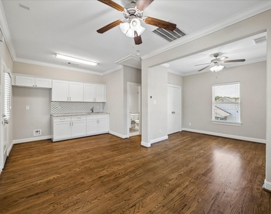 1118 E 24th Street - Photo Thumbnail 17