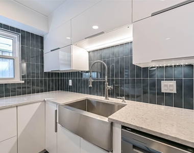 2600 Nantucket Drive - Photo Thumbnail 21