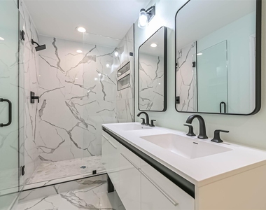 2600 Nantucket Drive - Photo Thumbnail 29
