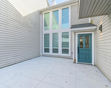 2600 Nantucket Drive - Photo Thumbnail 4