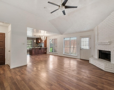 2012 Sandy Knoll Drive - Photo Thumbnail 8