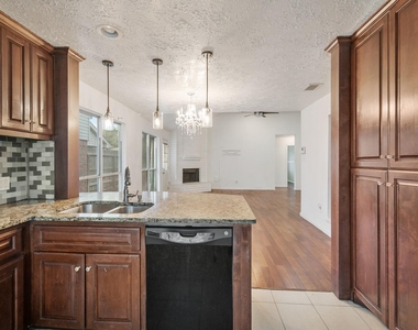 2012 Sandy Knoll Drive - Photo Thumbnail 5