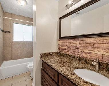 2012 Sandy Knoll Drive - Photo Thumbnail 16