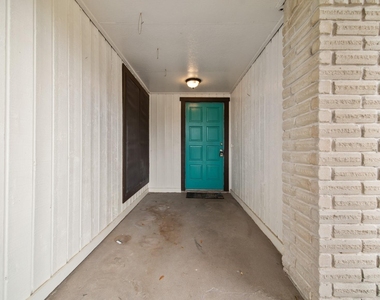 2012 Sandy Knoll Drive - Photo Thumbnail 2