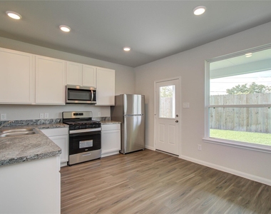 22223 Regal Heights Lane - Photo Thumbnail 7