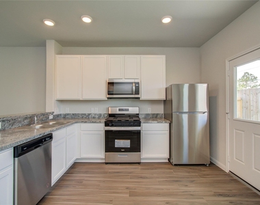 22223 Regal Heights Lane - Photo Thumbnail 8