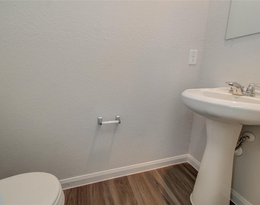 22223 Regal Heights Lane - Photo Thumbnail 12