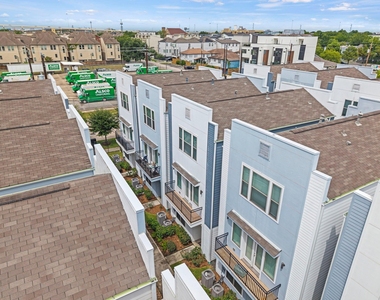 2228 Mcgowen Street - Photo Thumbnail 27