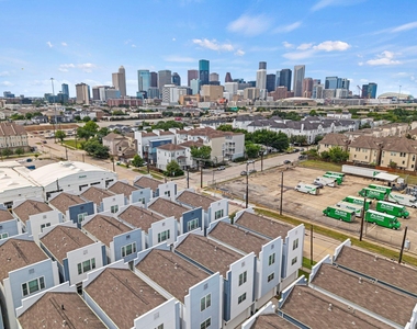 2228 Mcgowen Street - Photo Thumbnail 29
