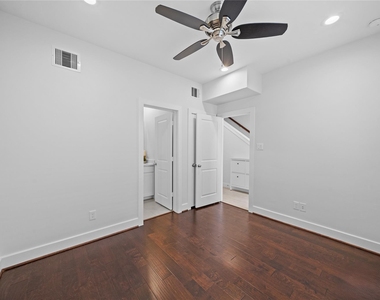 2228 Mcgowen Street - Photo Thumbnail 3
