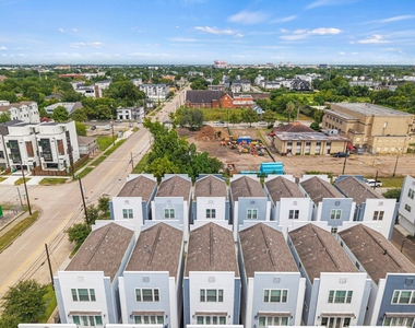 2228 Mcgowen Street - Photo Thumbnail 28
