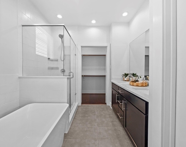 2228 Mcgowen Street - Photo Thumbnail 20