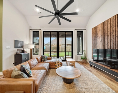 8902 Iron Forge Road - Photo Thumbnail 21
