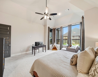 8902 Iron Forge Road - Photo Thumbnail 7