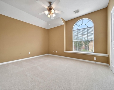 20790 Kenswick Park Drive - Photo Thumbnail 22
