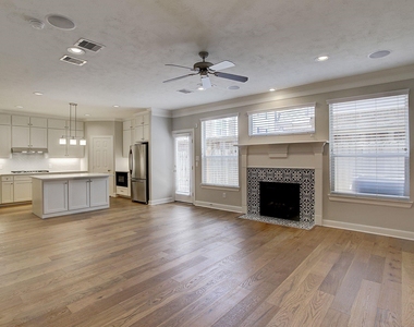 2944 Sandcastle Lane - Photo Thumbnail 17