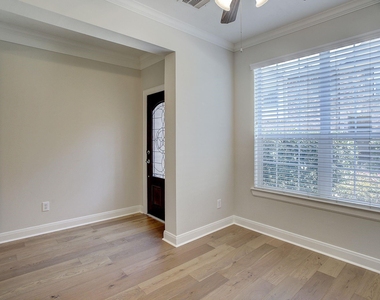 2944 Sandcastle Lane - Photo Thumbnail 6
