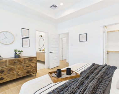 2426 Freeman Street - Photo Thumbnail 27